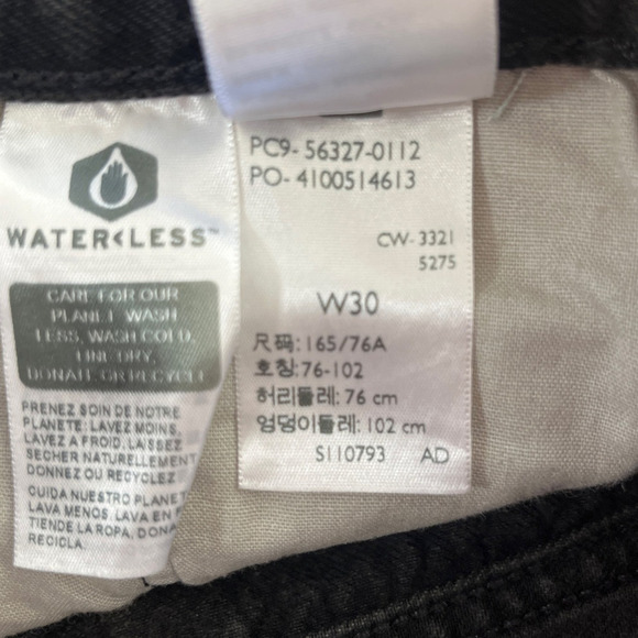 Levi’s 501 Womens Button Fly High Rise Denim Shorts Size 30 Black Raw Hem NEW - Picture 5 of 5